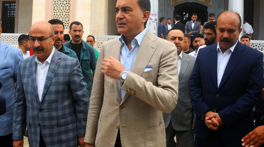 AK Parti Sözcüsü Ömer Çelik’ten bayramda trafik uyarısı