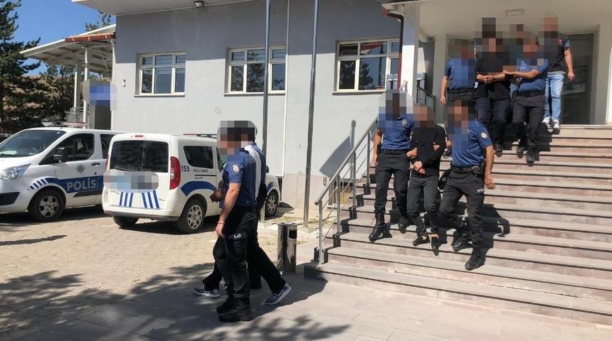 Uyuşturucu tacirlerine darbe