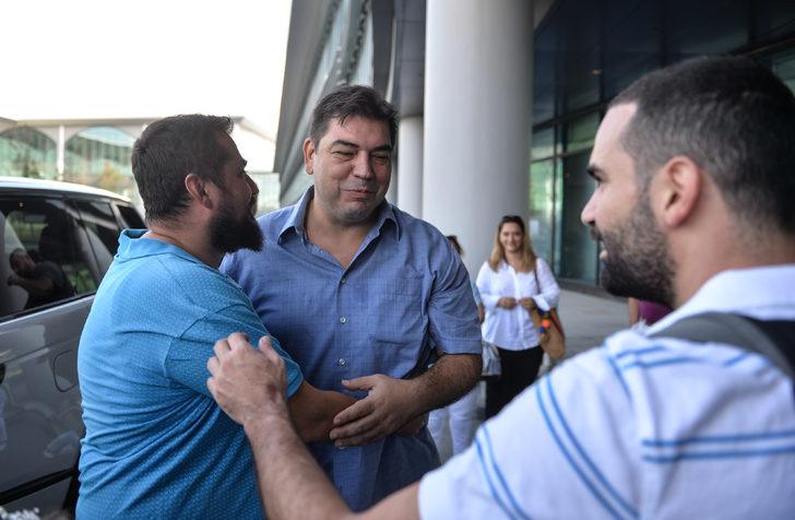 Son dakika! Nijerya'da kaçırılan Türk denizcileri taşıyan uçak İstanbul'a indi G4