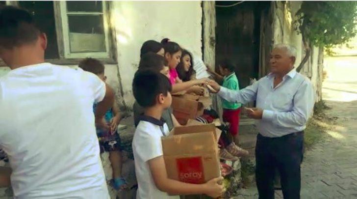 Antalyalı iş adamı mezarlık ziyareti yapanları paraya boğdu G3