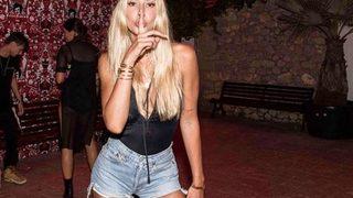 Mert Alaş, Şeyma Subaşı’nı fotoğraftan kesti 