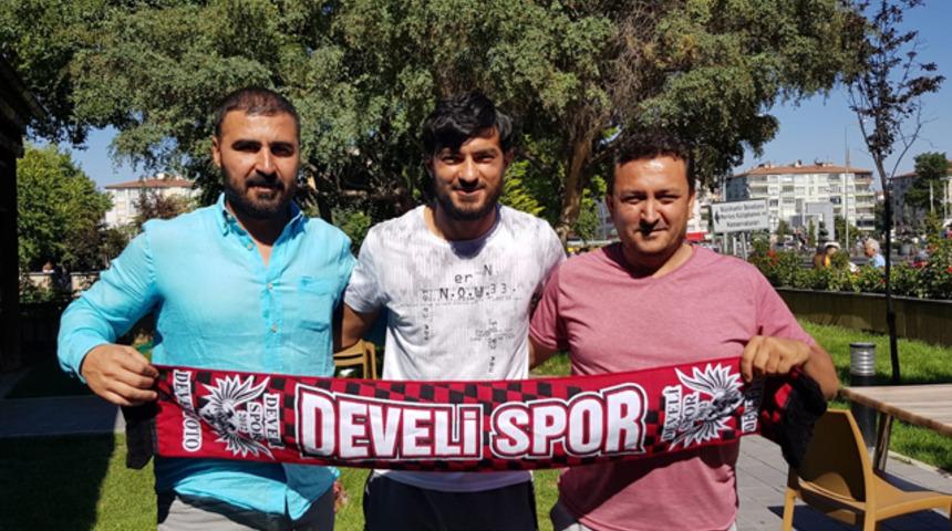 Develispor Emre Öztürk'ü transfer etti