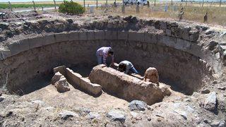GÜNCELLEME - Kümbet kazısında Sultan Alaaddin yazılı sanduka bulundu