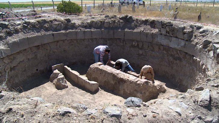 Erzurum’da heyecanlandıran gelişme! ‘Sultan Alaaddin’ yazılı sanduka bulundu G1