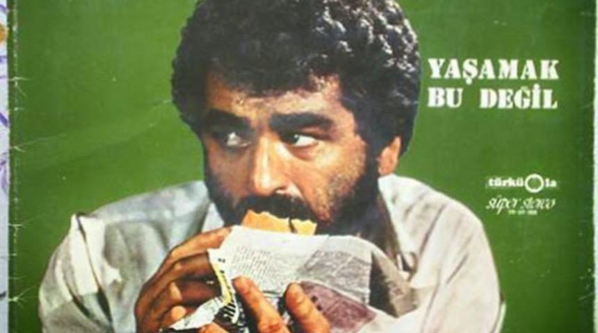 Yenebilen Şarkılar: Şarkı Sözlerinden Bir Akşam Yemeği İçin Menü Çıkartmak