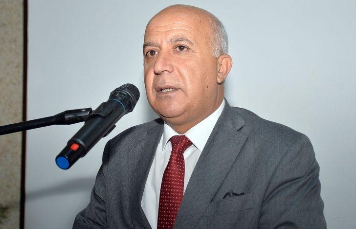 Vali Okay Memiş, Bayram Namazı sonrası vatandaşla bayramlaştı G4