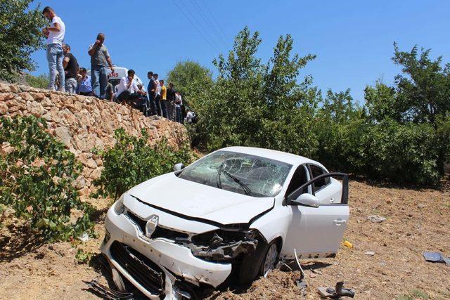 Bayramlaşmaya giderken kaza yaptılar: 4 yaralı