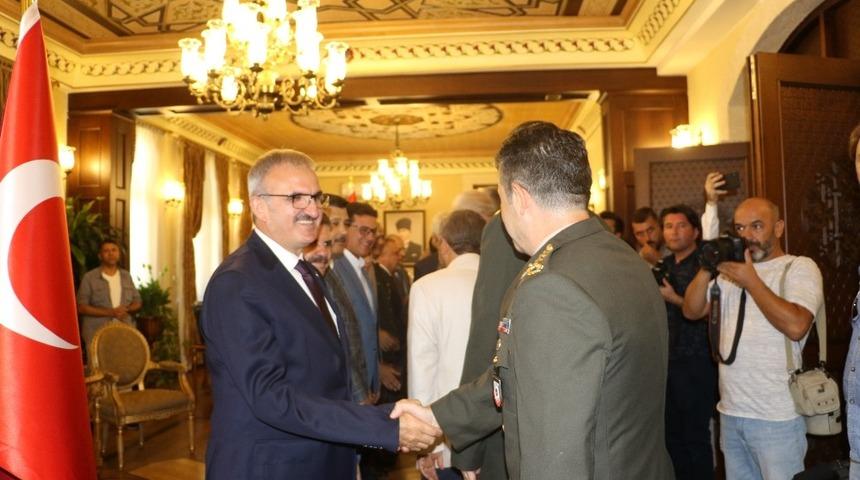 Antalya protokol&uuml; bayramlaştı