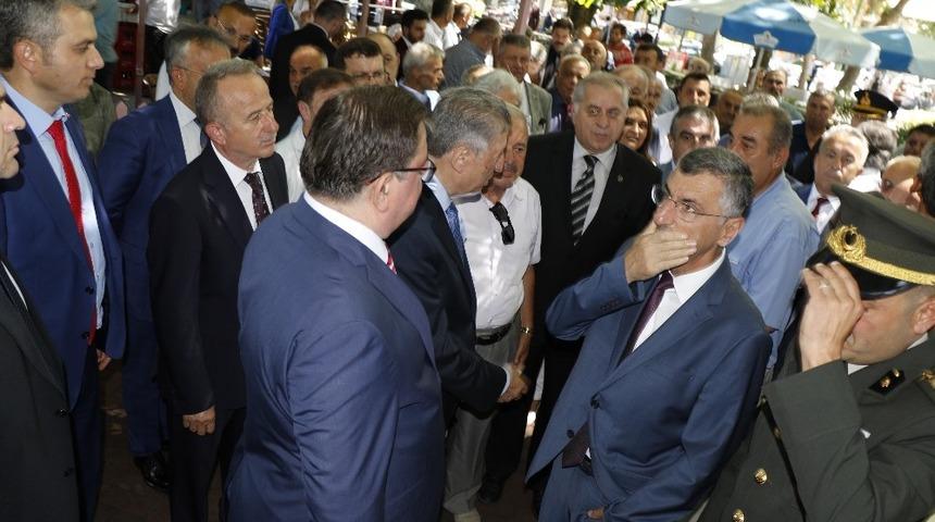 Zonguldak&rsquo;ta protokol bayramlaştı