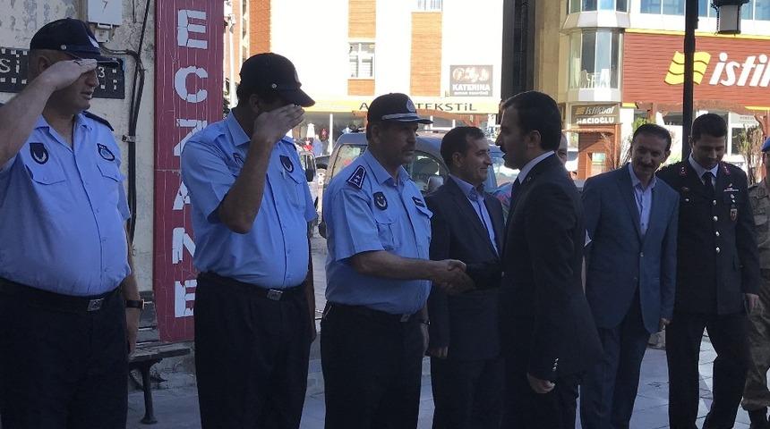 Sarıkamış&rsquo;ta bayramlaşma t&ouml;reni