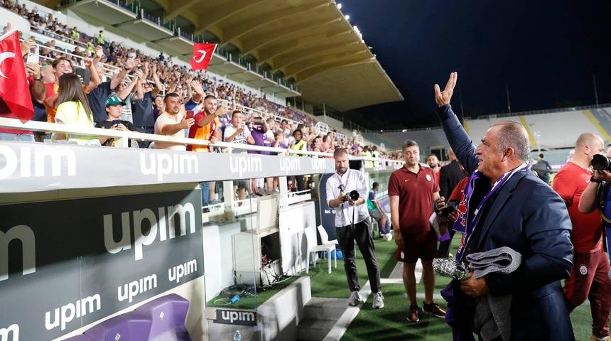 Abdurrahim Albayrak Fiorentina - Galatasaray maçını tribünden izledi