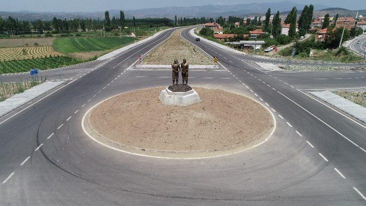 Sındırgı’da iki yeni heykel ilçenin simgesi olacak G3