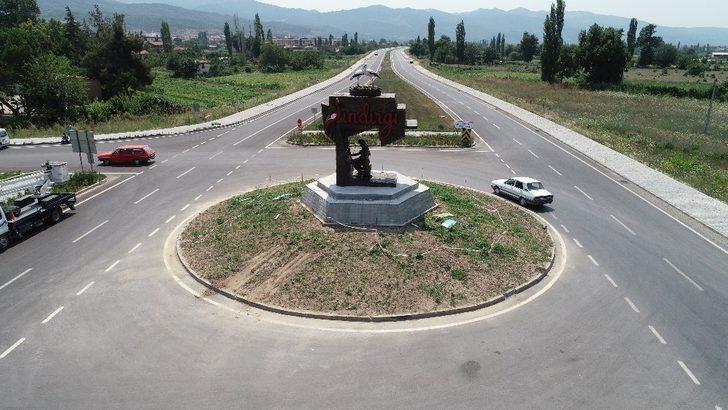 Sındırgı’da iki yeni heykel ilçenin simgesi olacak G4