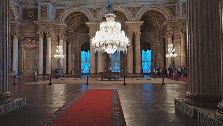 Osmanlı'nın bayramlaşma salonu 163 yıldır görenleri hayran bırakıyor G3