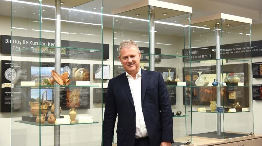 İZTO Müzesi’ndeki seramikler, bilimsel kitap oluyor