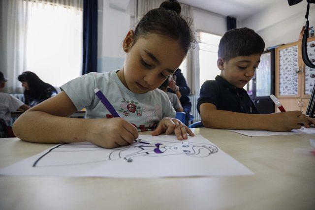 Suriyeli okul öncesi çocuklara yaz okulunda Türkçe eğitimi