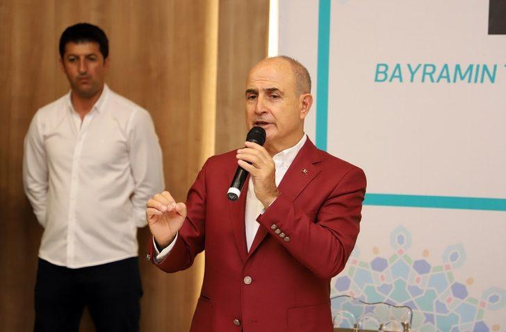 Başkan Akgün: "Bayram, ülkemize huzur ve mutluluk getirsin” G3