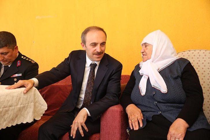 Bayburt’ta şehit aileleri bayramda unutulmadı G3