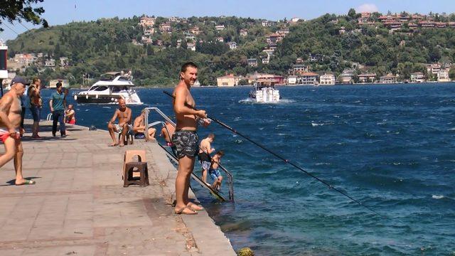 Bayramın ikinci günü İstanbullular sahilleri tercih etti 