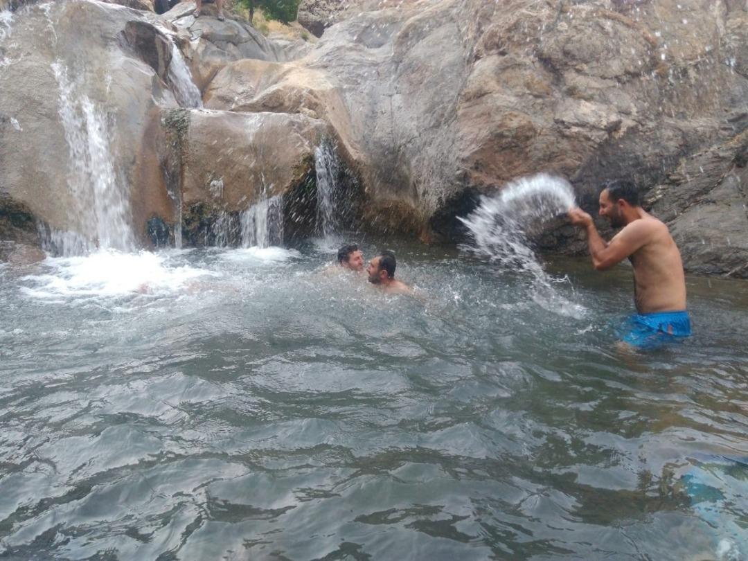 Batman&rsquo;da sıcaktan bunalan vatandaşlar g&ouml;letlere akın etti