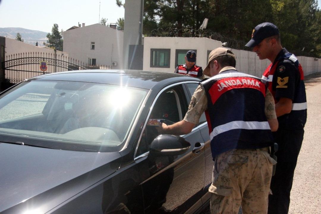Kilis&rsquo;te jandarma ekipleri &rsquo;drone&rsquo;lu uygulama yaptı
