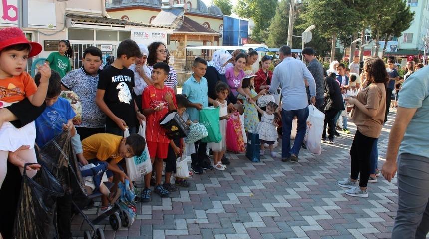 İki asırdır sürdürülen gelenek! Kuyruğun sonu gözükmüyor