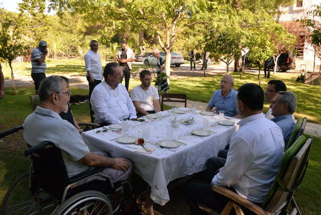 Kılıçdaroğlu’dan Baykal’a bayram ziyareti