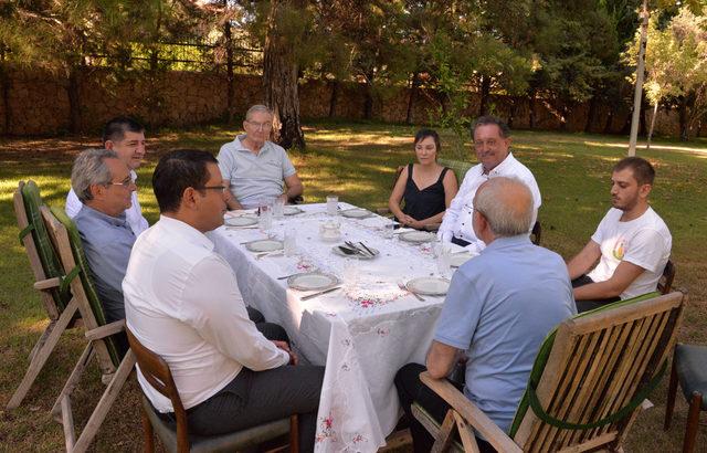 Kılıçdaroğlu’dan Baykal’a bayram ziyareti