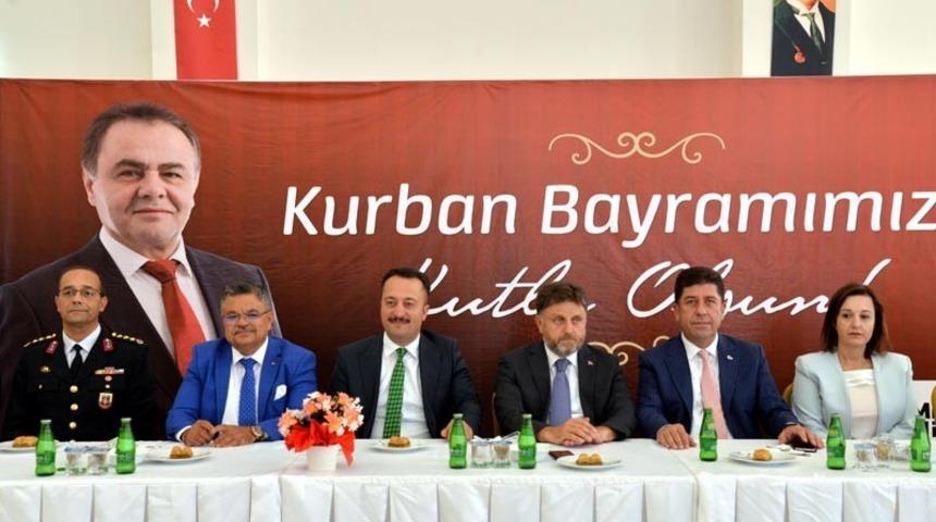 Bilecik il protokolü bayramlaştı