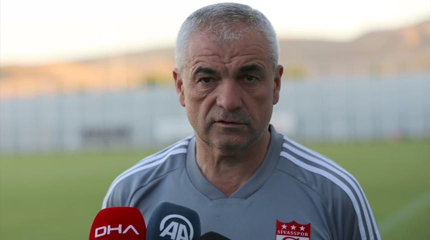 Rıza Çalımbay: Beşiktaş maçı öncesi Emre Kılınç haberlerinin çıkması doğru değil