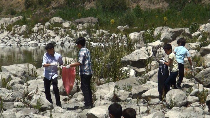 Öğrenciler Nemrut Krater Gölü’nde çevre temizliği yaptı G3