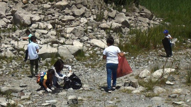 Öğrenciler Nemrut Krater Gölü’nde çevre temizliği yaptı G4