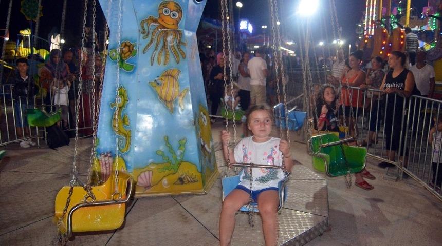 Lunaparklara bayram geldi