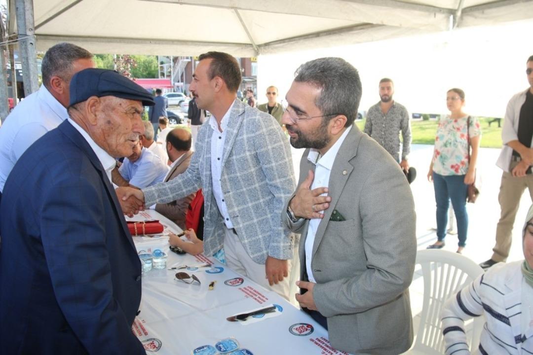 Edremit&rsquo;te 4. geleneksel bayramlaşma t&ouml;reni