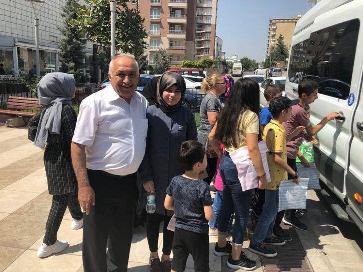 STSO sevgi evlerinde bulunan çocukları sevindirdi G5