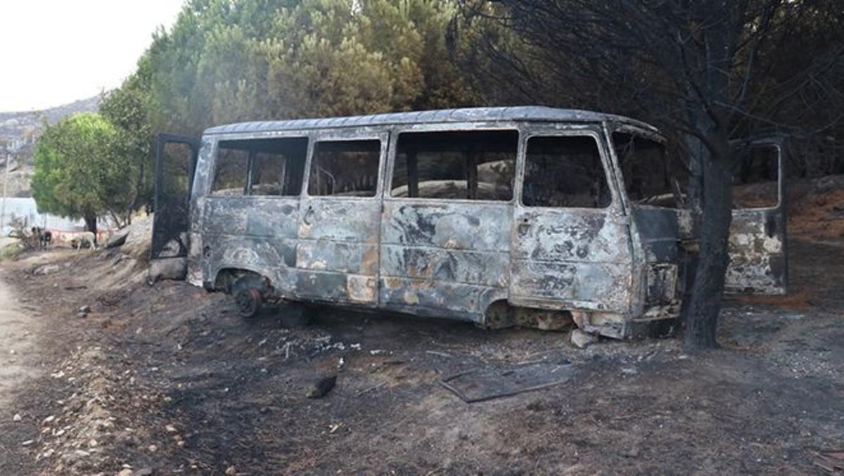 Marmara Adası'ndaki yangının boyutu sabah ortaya &ccedil;ıktı