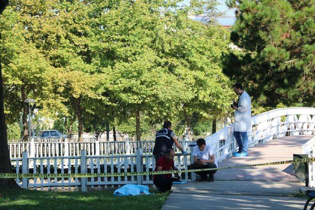 Sakarya'da süs havuzunda erkek cesedi bulundu<br />
