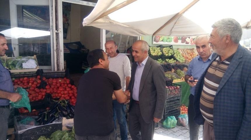 Başkan Ensari esnaflarla bayramlaştı