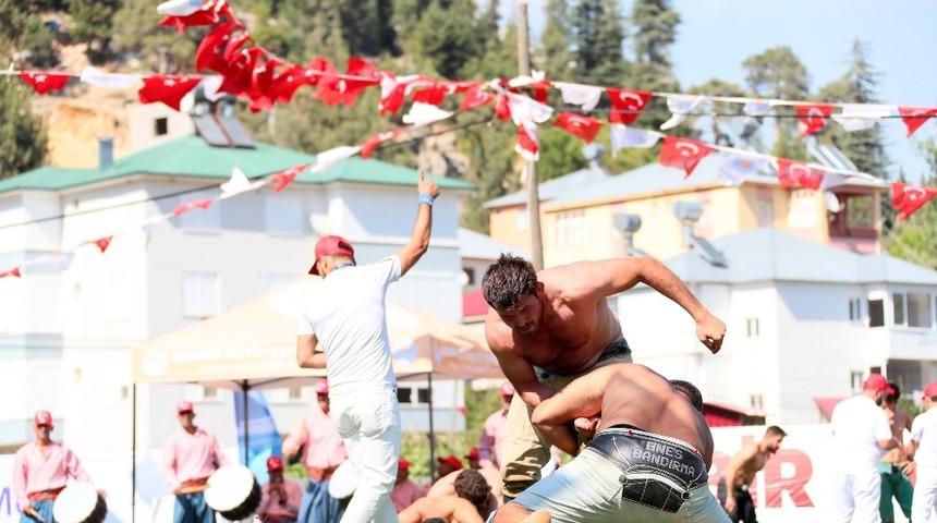 Mersin&rsquo;de Zafer Bayramı coşkusu ata sporu ila ta&ccedil;lanacak