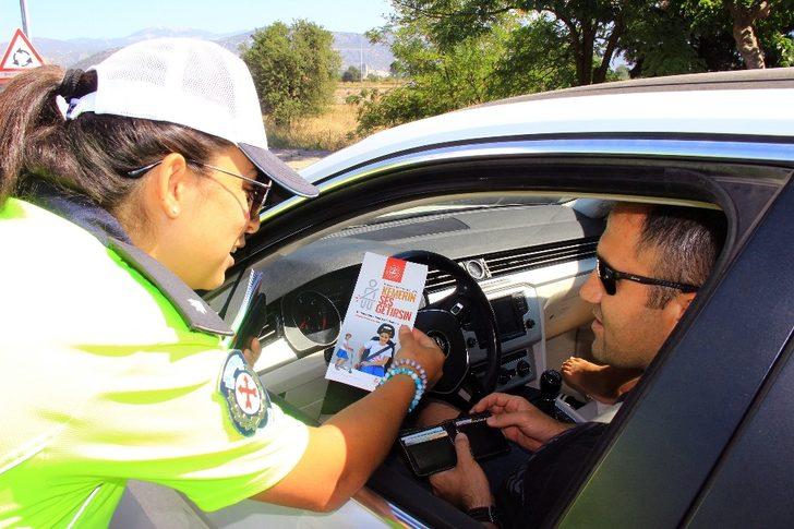 Dönüş yolundaki tatilcilere ‘Emniyet Kemeri’ uyarısı G1