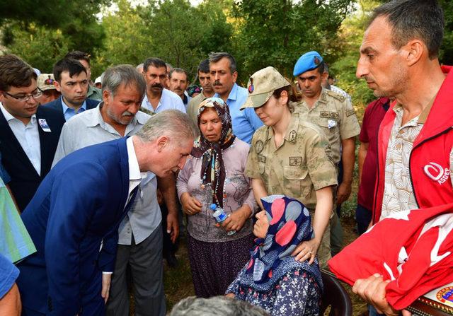 Görevi başındayken ölen uzman çavuş gözyaşları içinde toprağa verildi