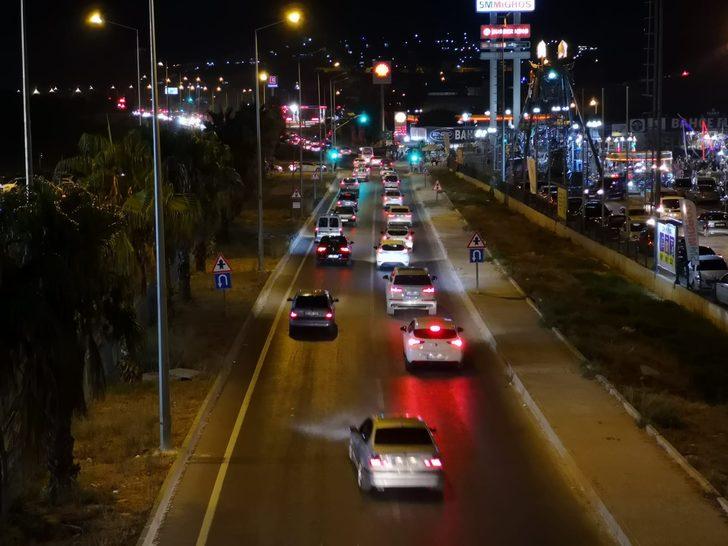 Kuşadası'na tatilci akını!  G2