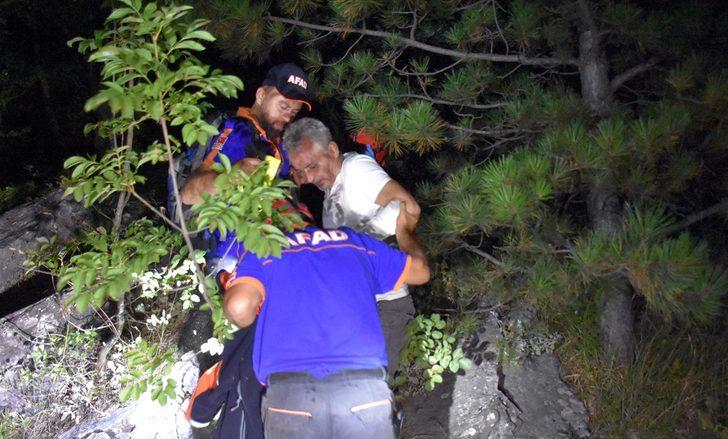 Uludağ'da yaralanan arkadaşına yapraklardan "yorgan" yapmış G3