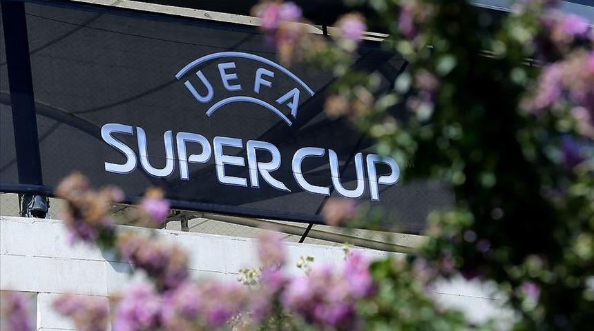 UEFA S&uuml;per Kupa &ouml;ncesi gala yemeği