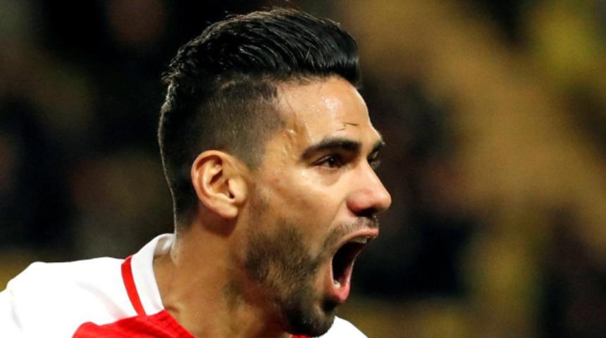 Falcao bombası patlıyor! Monaco a&ccedil;ıkladı