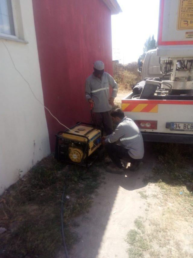 Gırtlak kanseri hastanın yardımına koştular