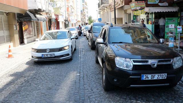 Çanakkale feribot iskelesinde tatilcilerin dönüş yoğunluğu