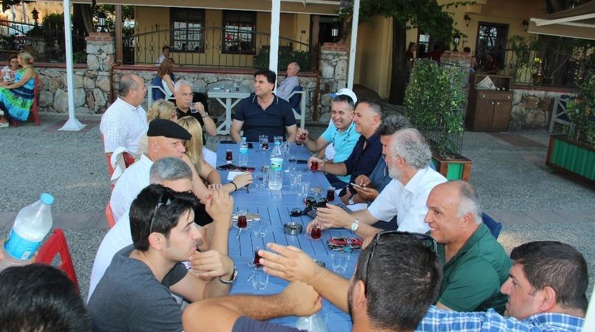 Halk evinde &ccedil;ay 1 TL