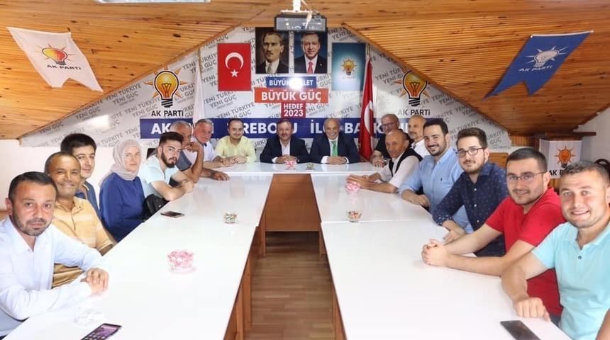 AK Parti&rsquo;li &Ouml;zt&uuml;rk hemşehrileriyle buluştu