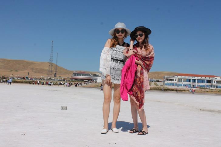 Tuz Gölü'nde bayram kalabalığı G1